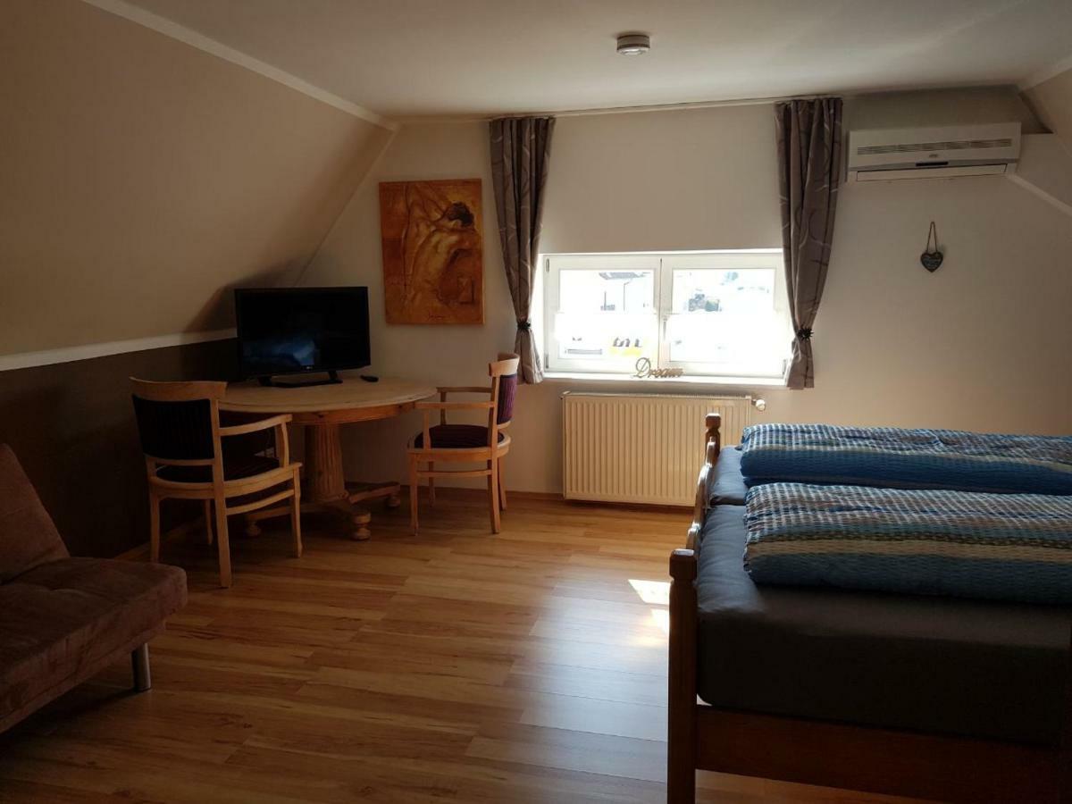 Ferienwohnung "Zum Hexenhaeusle" Weissenburg in Bayern Luaran gambar